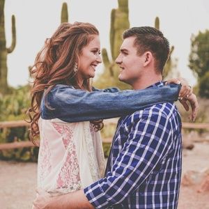 Meet your Posher, Elisha